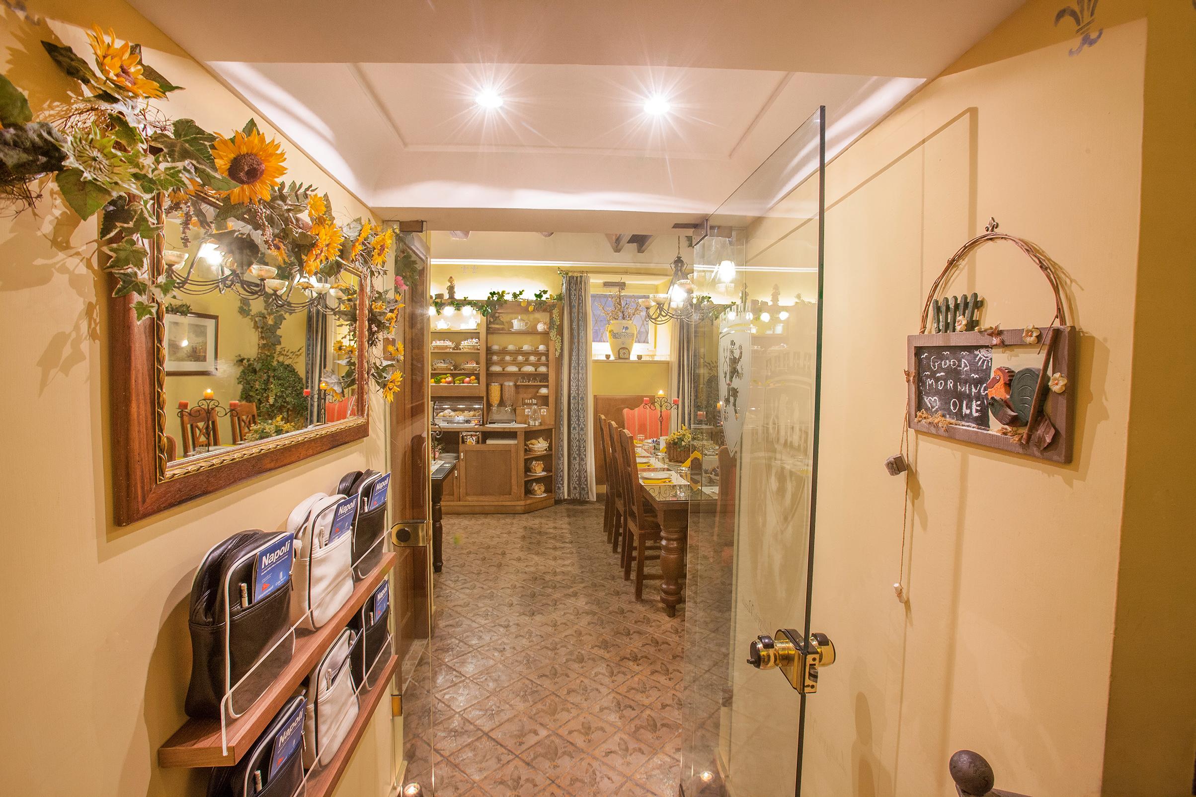 B&B L'Alloggio Dei Vassalli Naples Exterior photo