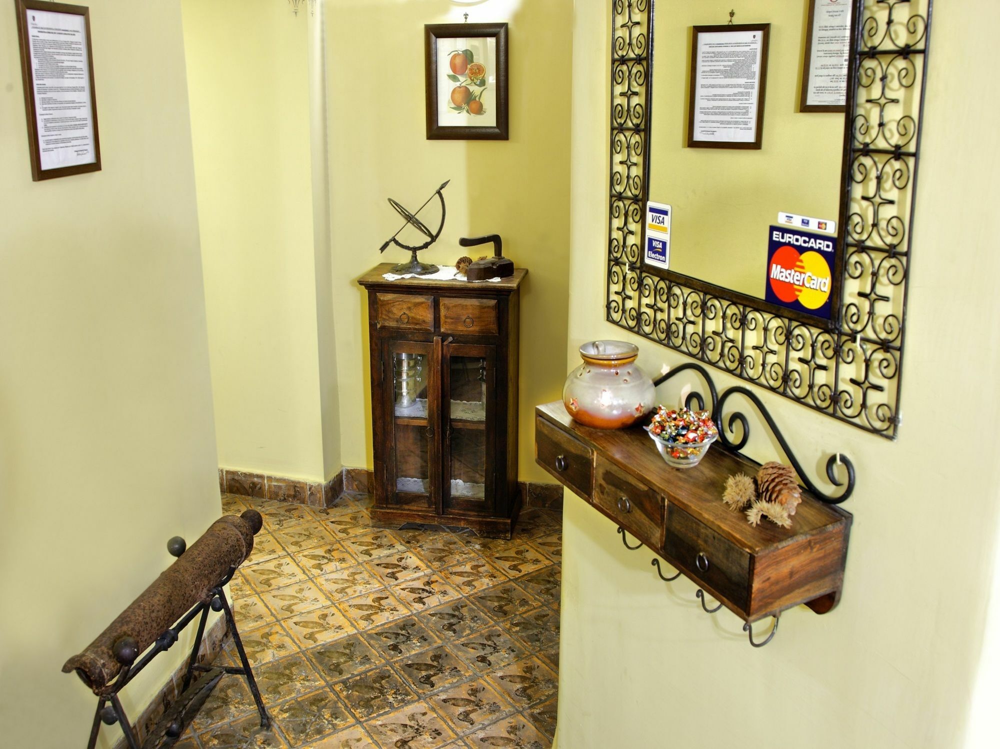 B&B L'Alloggio Dei Vassalli Naples Exterior photo